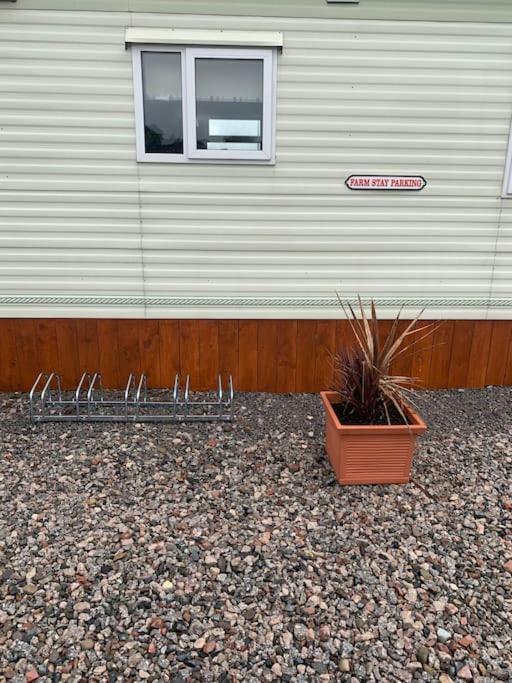 Farm Stay Caravan On Working Farm Dacre  Экстерьер фото